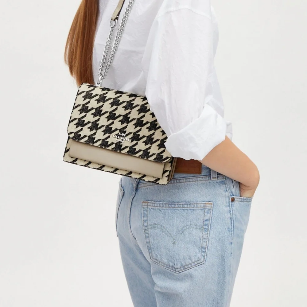 COACH 🖤🤍 Klare Houndstooth Black and White / Cream Crossbody Bag Chain CJ625